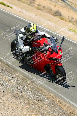 media/Oct-16-2022-TrackXperience (Sun) [[236a00b5b6]]/Group 1/session 4 turn 2/